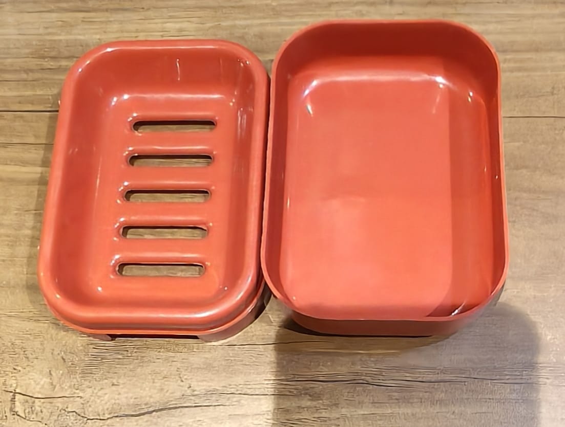 Premium Quality Rectangular Brick Red Plastic Soap Case (1 Pc) Premium Quality Rectangular Brick Red Plastic Soap Case (1 Pc)